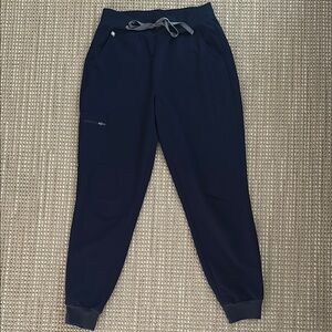 Woman’s High Waisted Zamora Scrub Pants